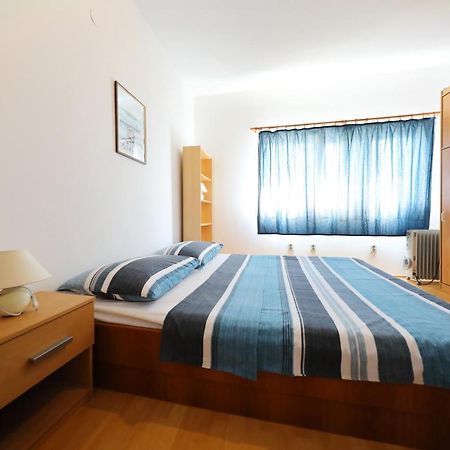 Ap Roko&Dina Apartment Nin Luaran gambar